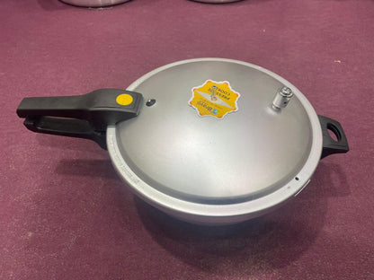 BRAVO PRESSURE COOKER Wok (KARAHI)